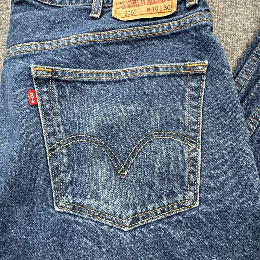 Levi's‎ 505 Regular Fit Straight Leg Blue Denim Jeans Mens Size 40x30 Distressed